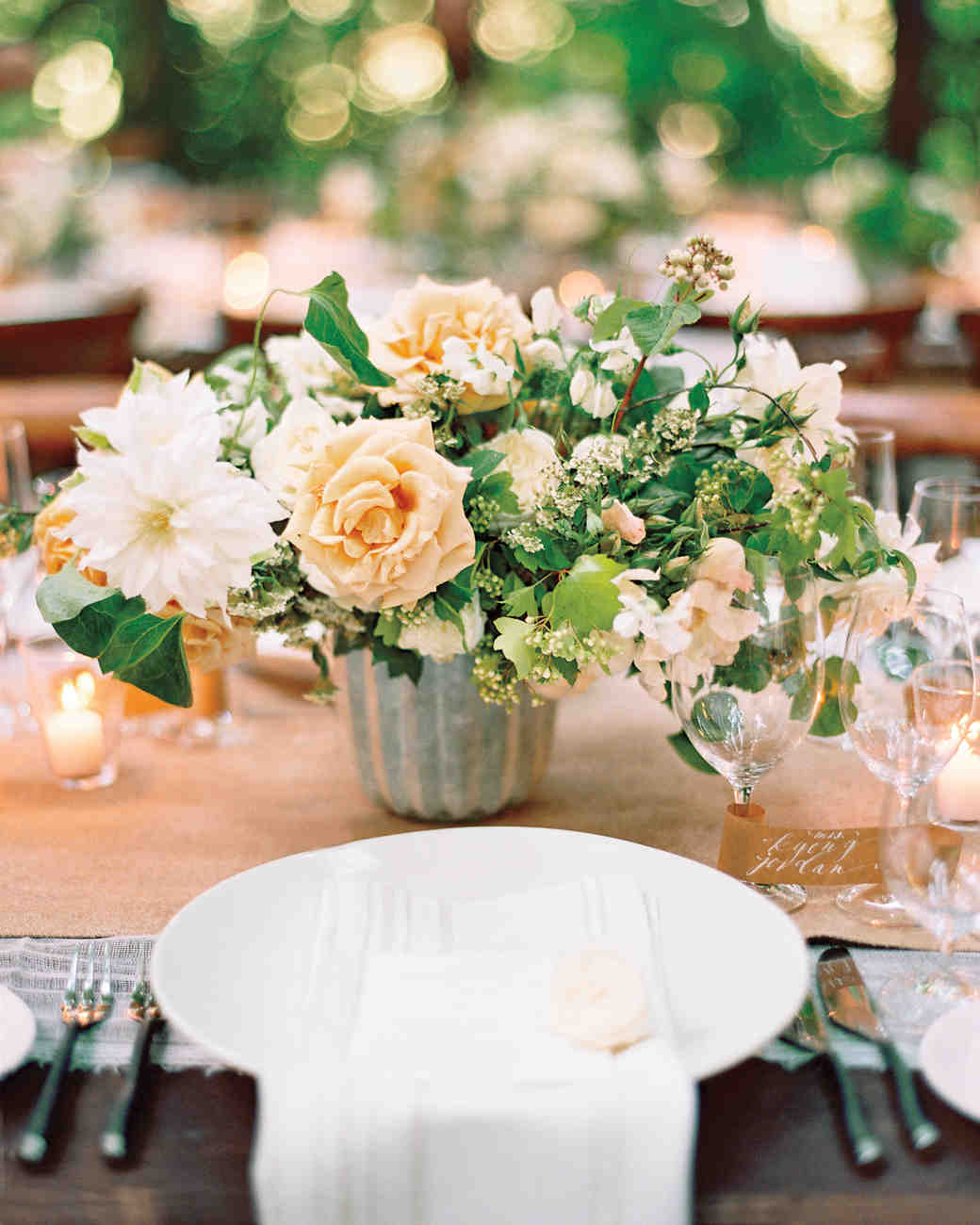 Vintage Wedding Table Flowers 4