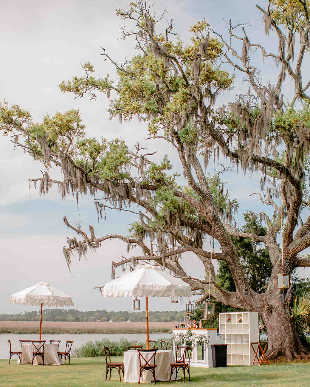 55 clever ways to trim your wedding budget martha stewart weddings