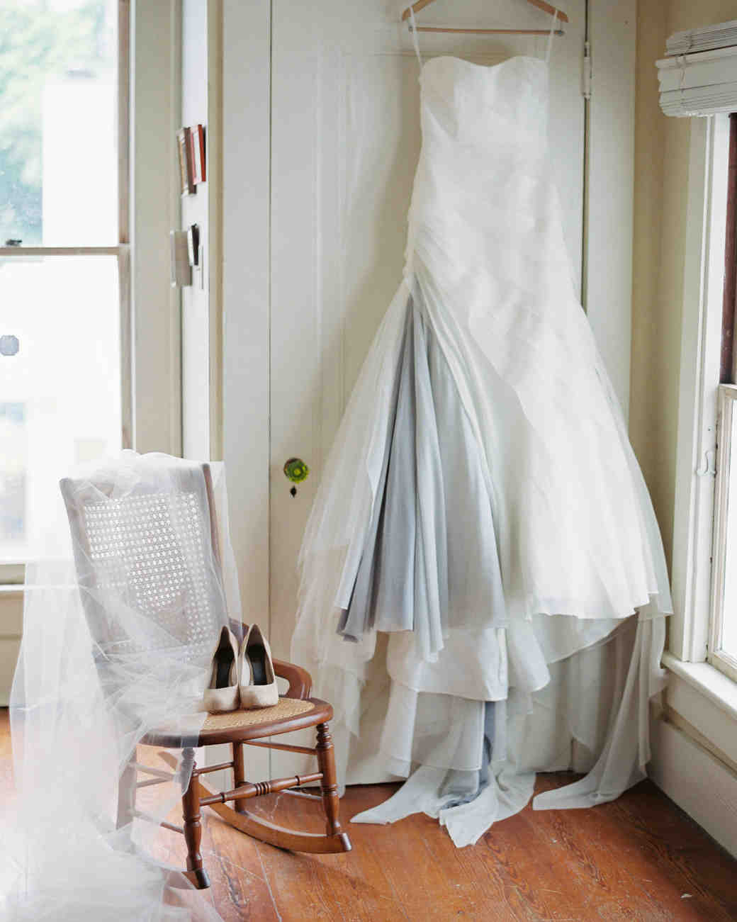 The Art Of Traveling With Your Wedding Dress Martha Weddings
