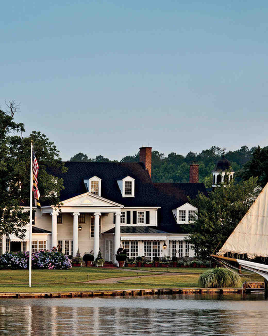 44 Great Wedding Reception Venues On The East Coast Martha The Inn At Perry Cabin