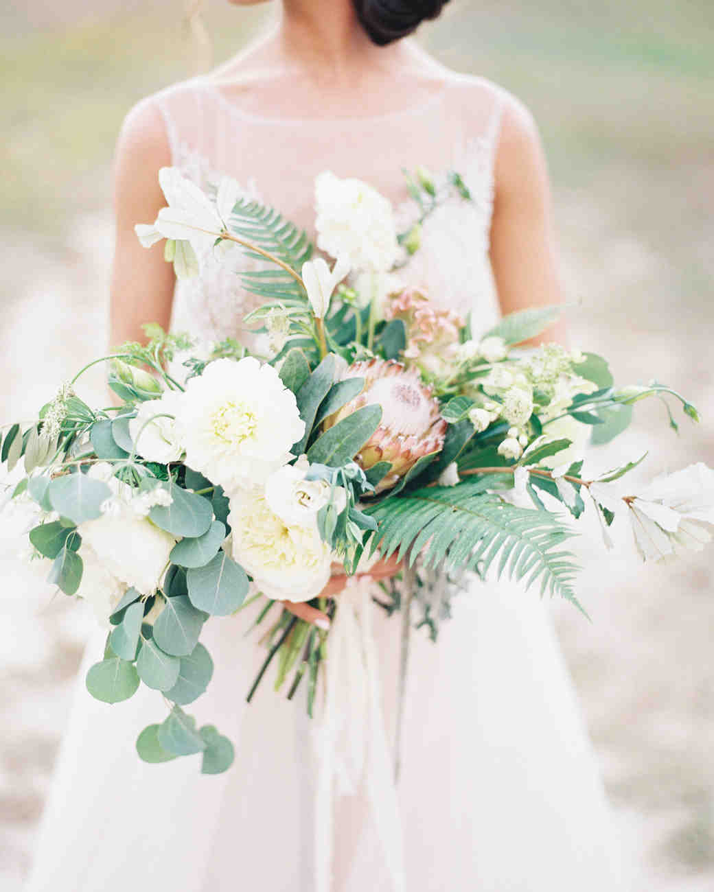 20 Stunning Wedding Bouquets with Ferns | Martha Stewart ...