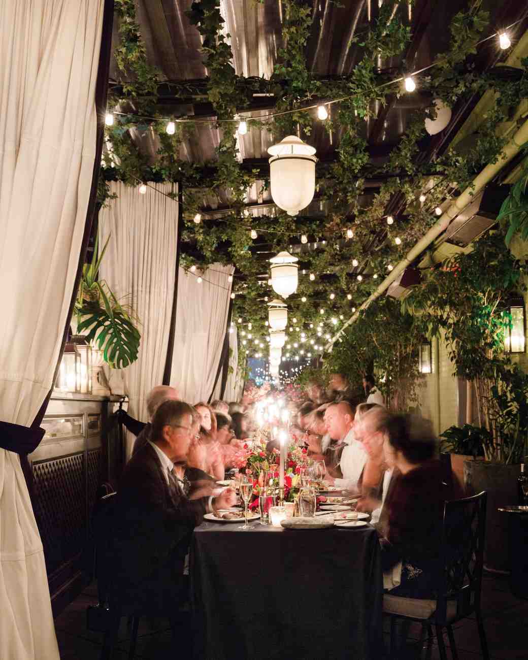 Hanging D cor Ideas Guaranteed to Elevate Your Wedding Hanging D cor Ideas Guaranteed to Elevate Your Wedding