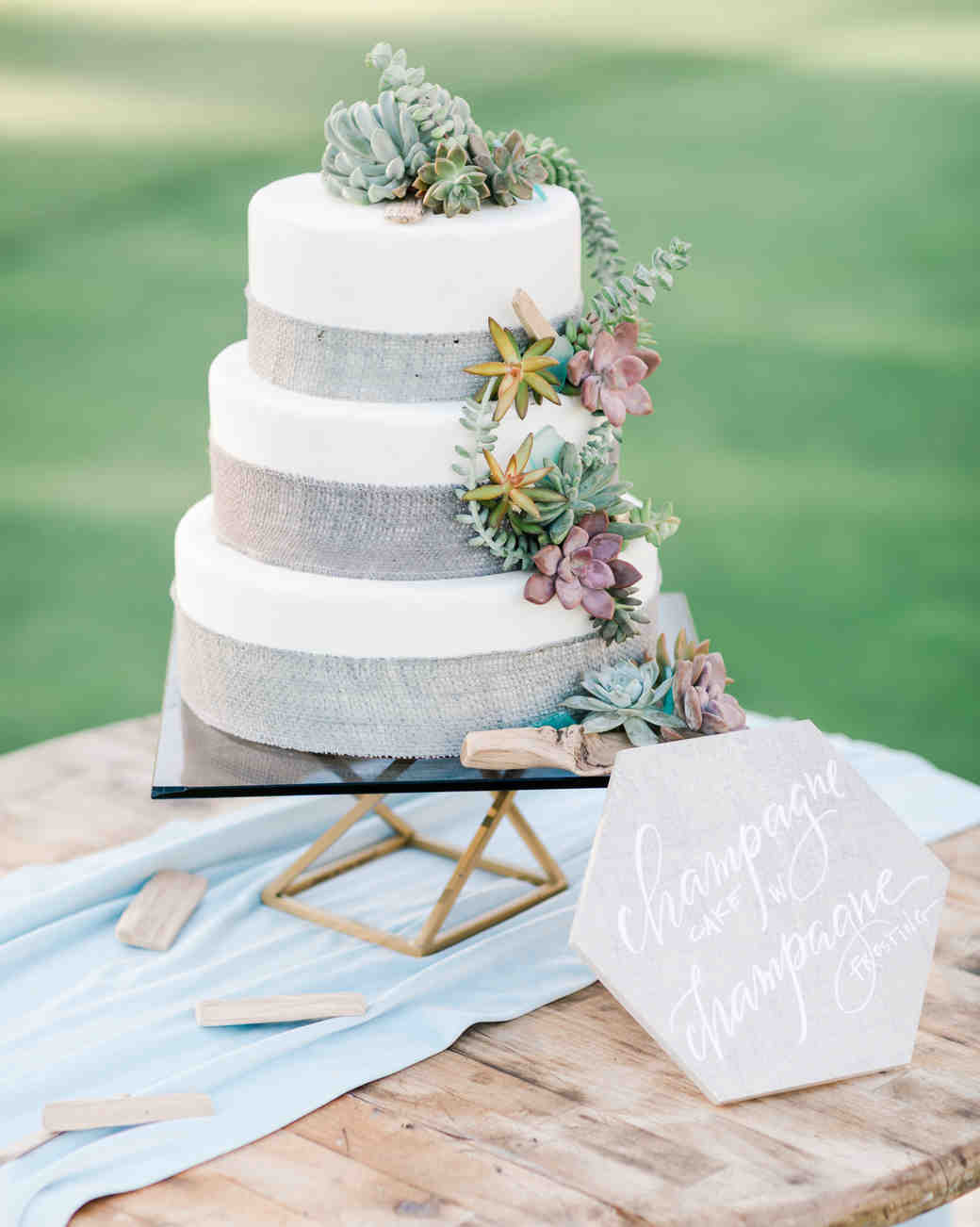 26 Unique Wedding Cake Stands Martha Stewart Weddings