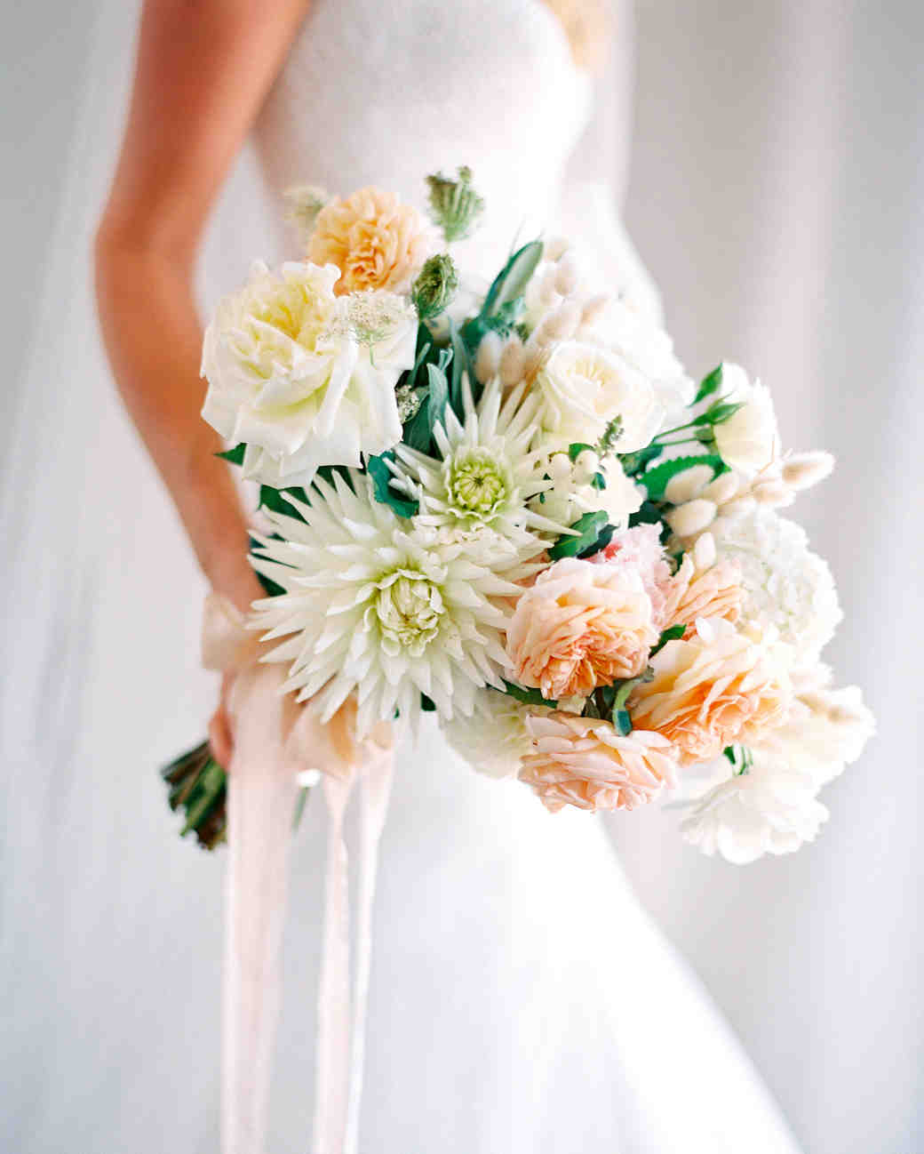 Which Wedding Bouquet Matches Your Personality Martha Which Wedding Bouquet Matches Your Personality Martha Weddings