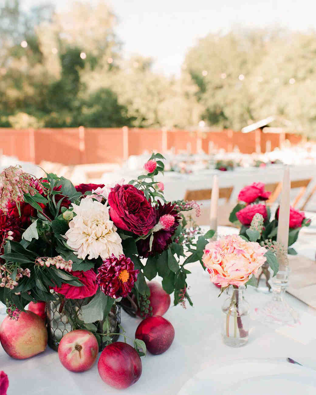 23 Ways To Arrange Red Wedding Centerpieces Martha Weddings Red Fl Le Centerpiece