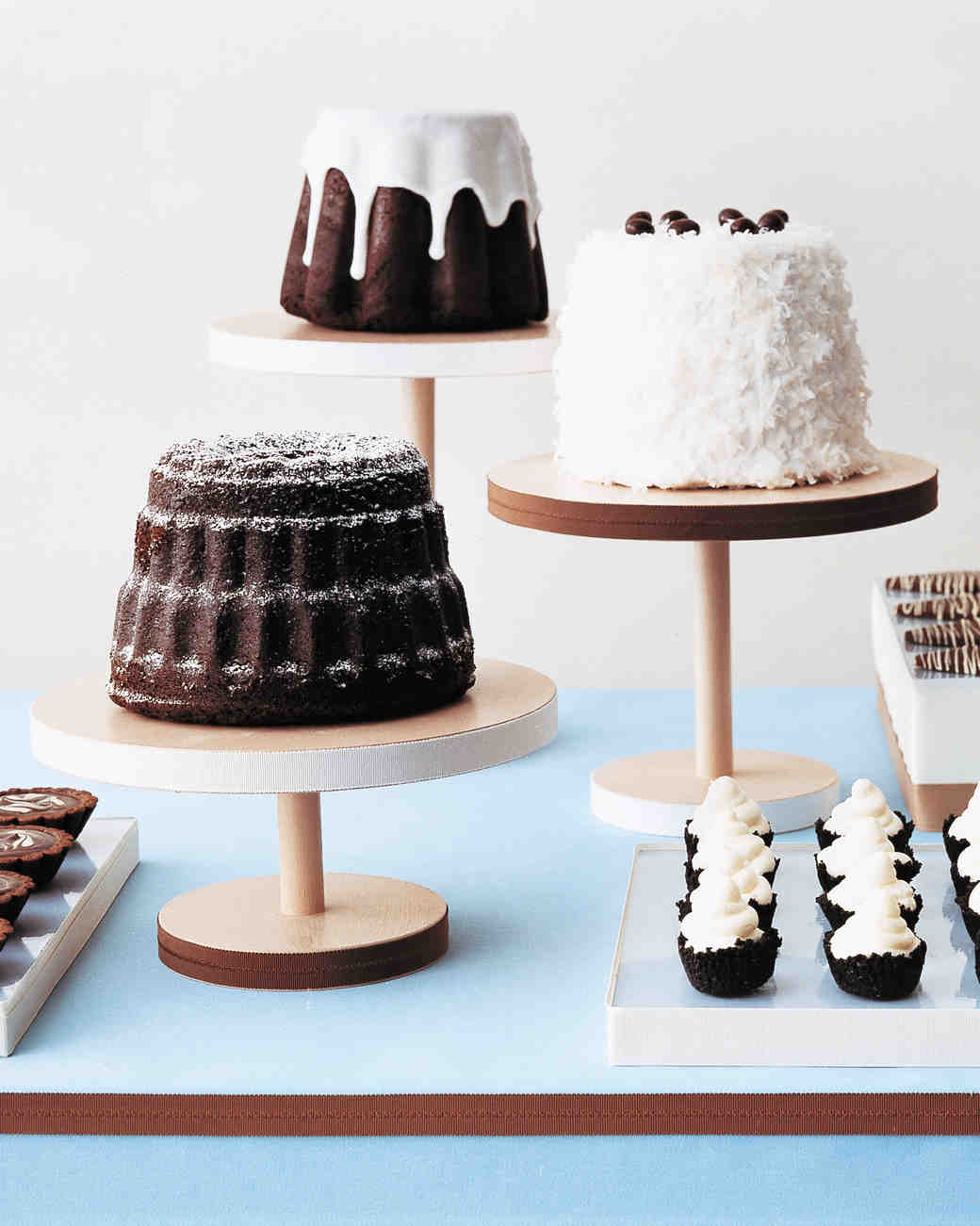 12 Chocolate Wedding Cakes That We�re Sweet On Martha