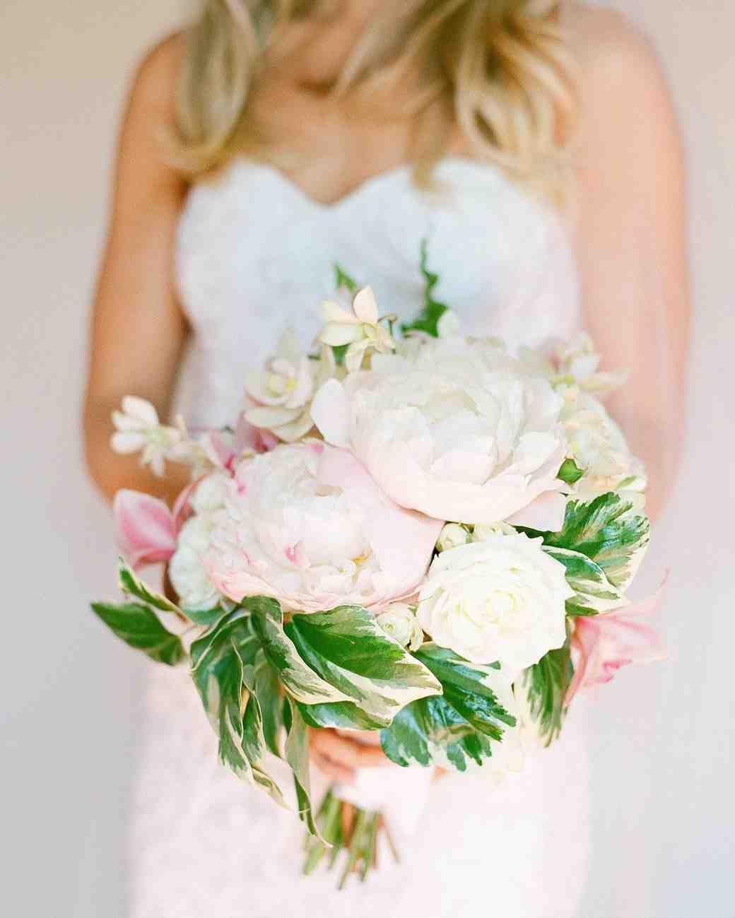 16 Impressive Orchid Wedding Bouquets Martha Weddings