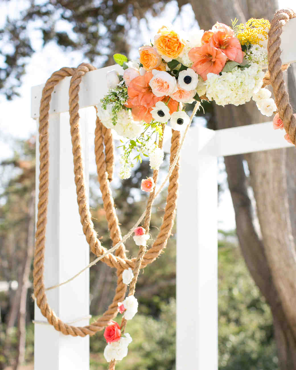 59 Wedding Arches That Will Instantly Upgrade Your