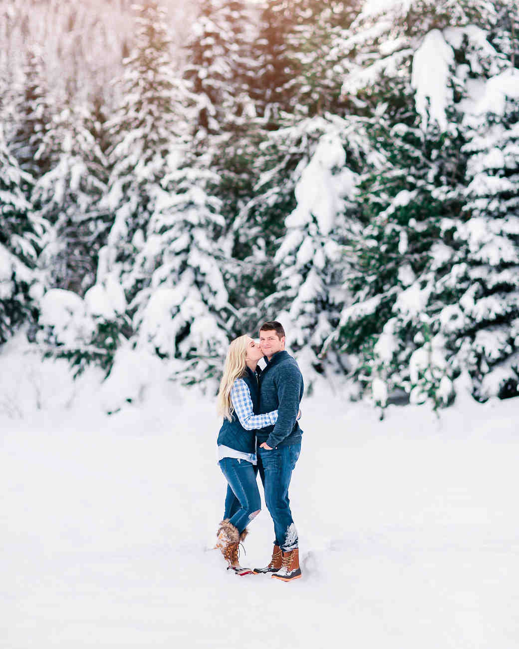 25 Snowy Engagement Photos To Inspire Your Own | Martha Stewart Weddings