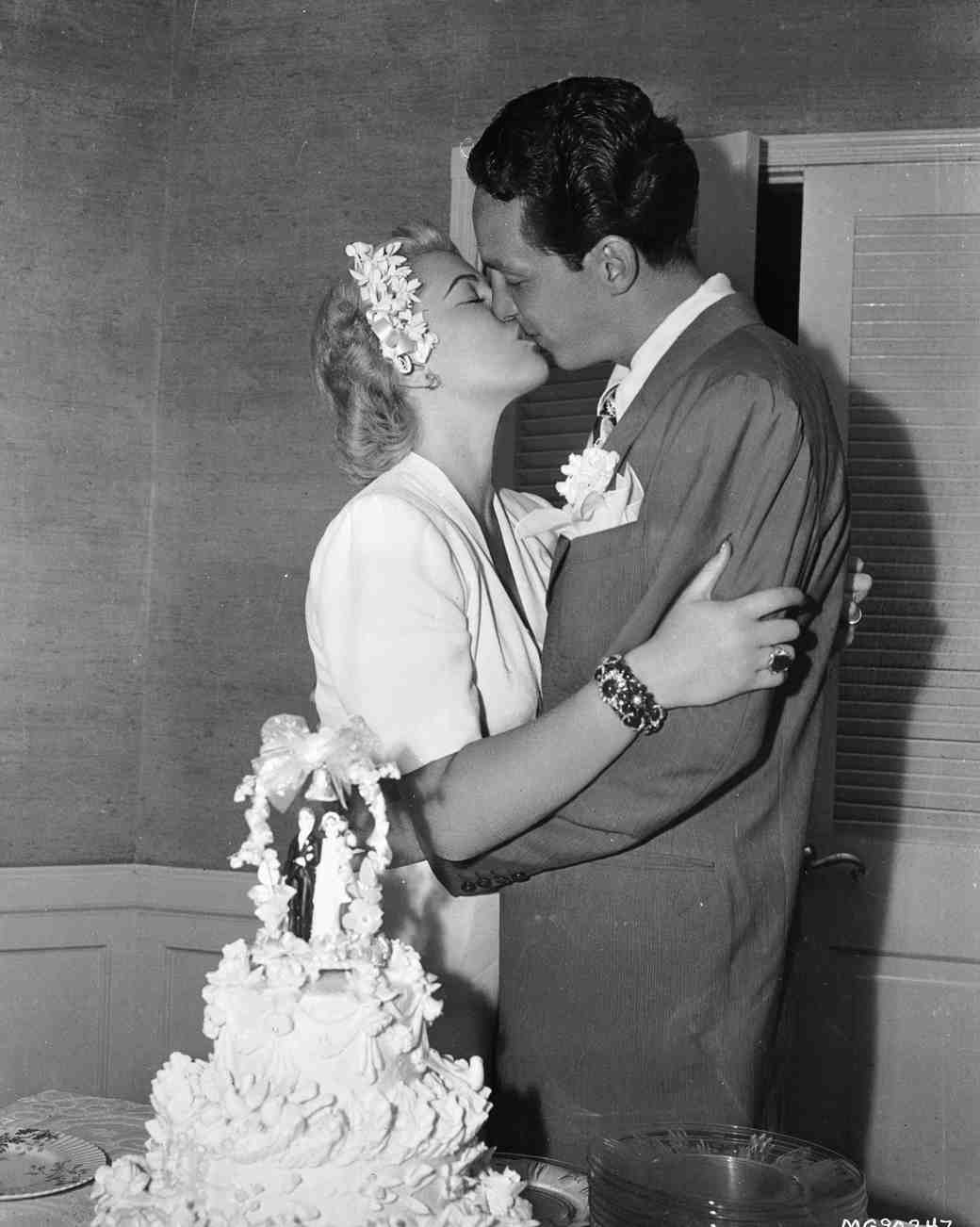 hollywood actress wedding photos 16 vintage celebrity wedding cakes you ve probably never hollywood actress wedding photos 16 vintage celebrity wedding cakes you ve probably never