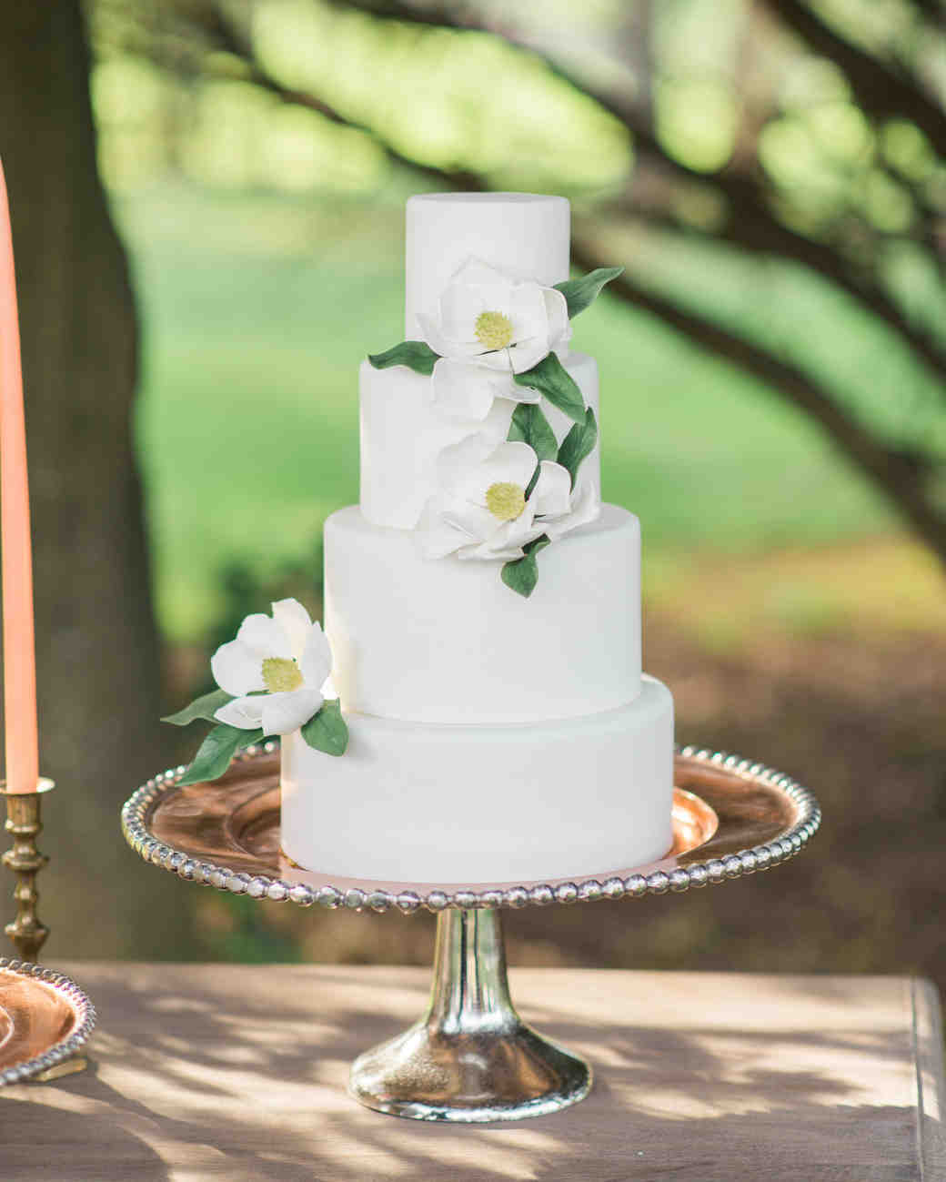 Wedding Cakes with Sugar Flowers That Look Incredibly Real | Martha