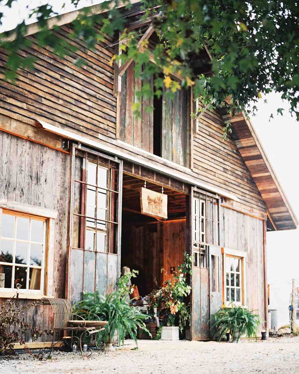 An Elegant Meets Rustic Farm Wedding In North Carolina Martha