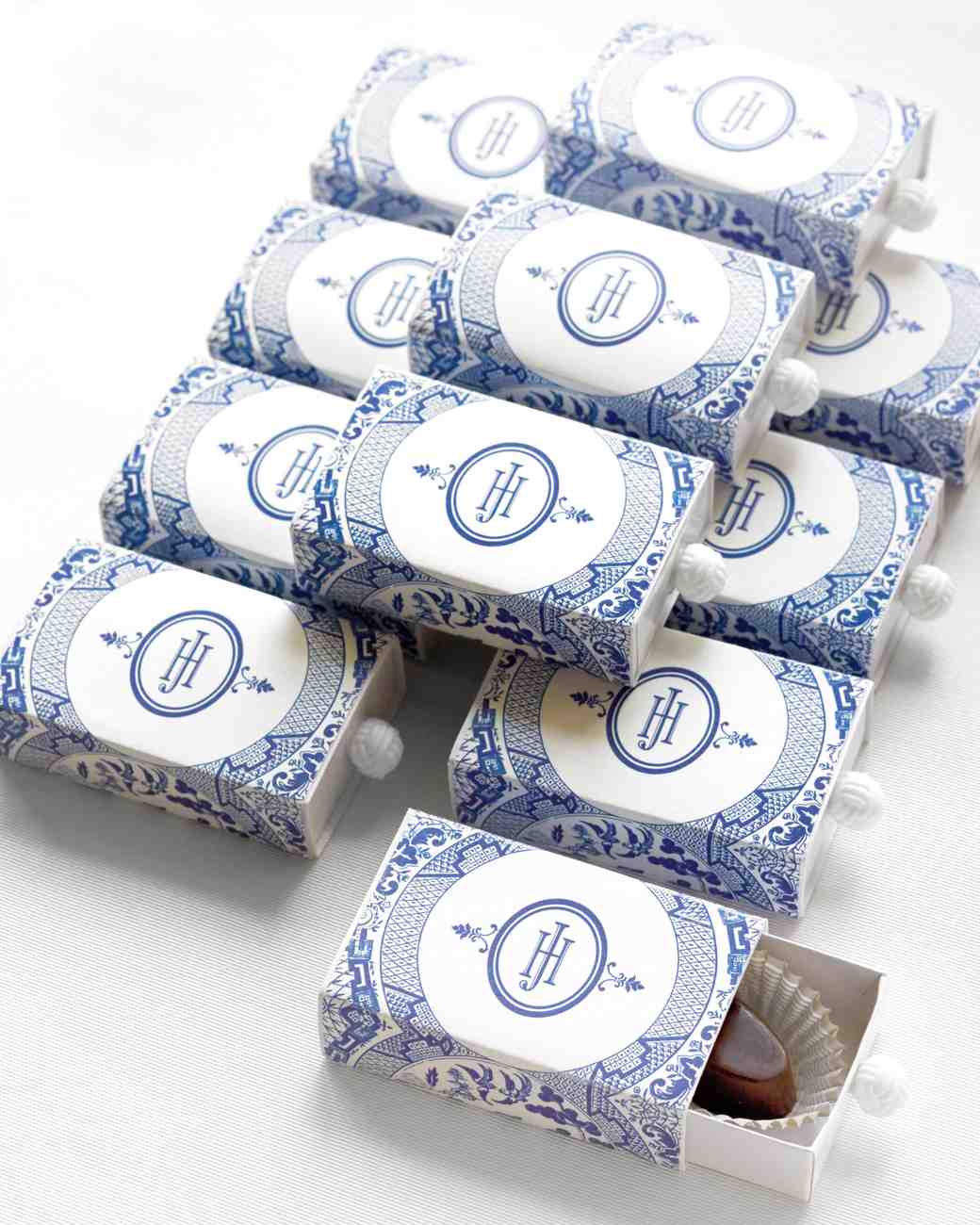 26 Chocolate Wedding Favors That Are Too Sweet To Pass Up Martha