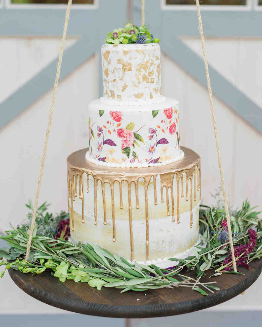 Trending Now Floating Wedding Cake Tables Martha Stewart Weddings