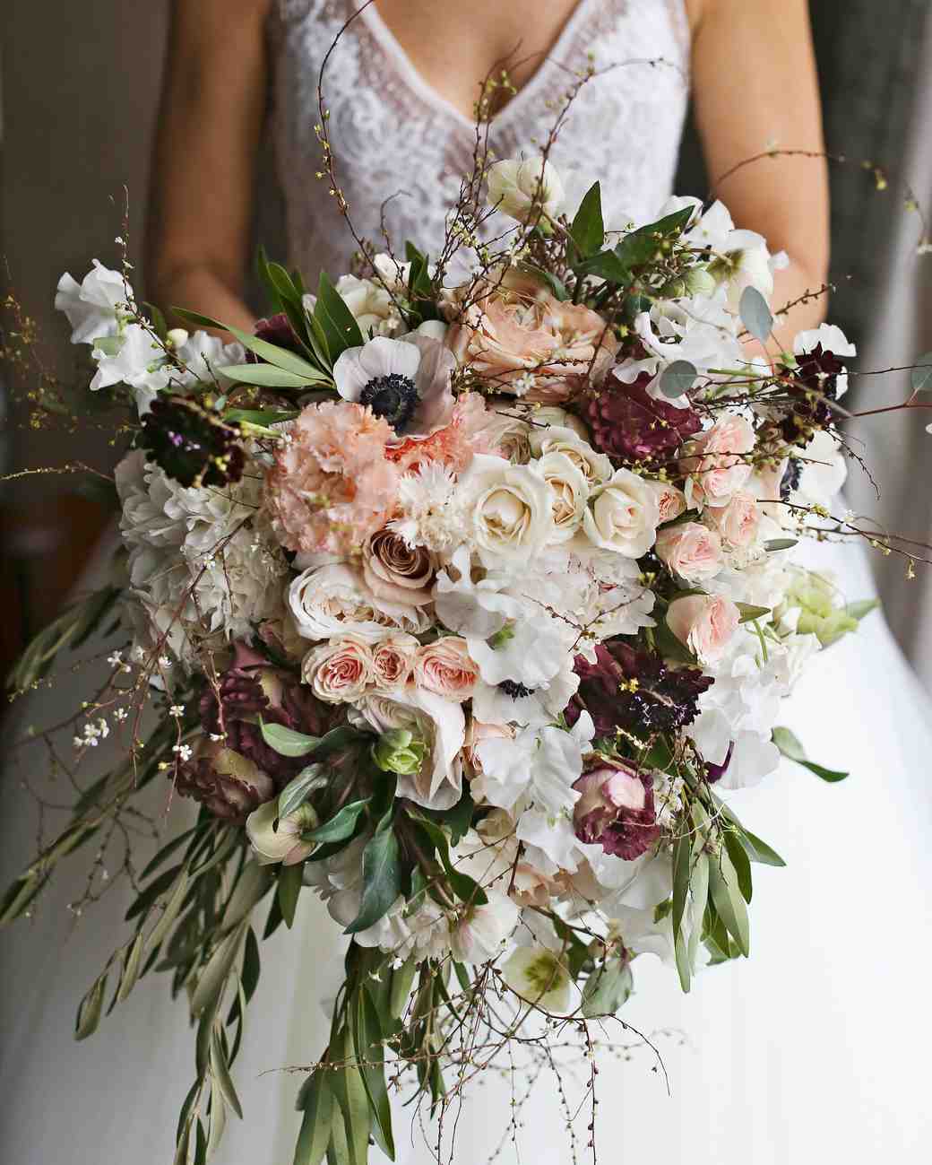 32 Chic Cascading Wedding Bouquets | Martha Stewart Weddings