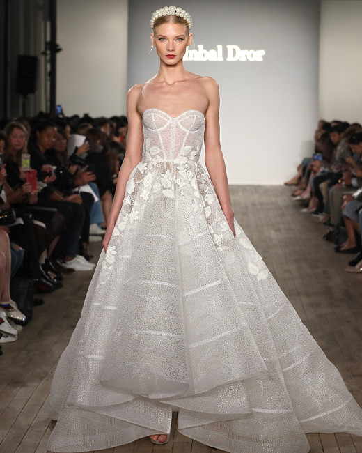 Inbal Dror Fall 2019 Wedding Dress Collection Martha Weddings Inbal Dror Wedding Dress Ball Gown With Structured Bodice