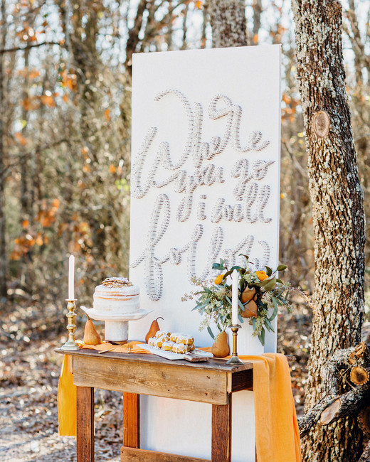 Creative Ways to Display Quotes at Your Wedding