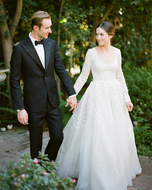 A Backyard Garden Wedding In San Marino Martha Stewart Weddings