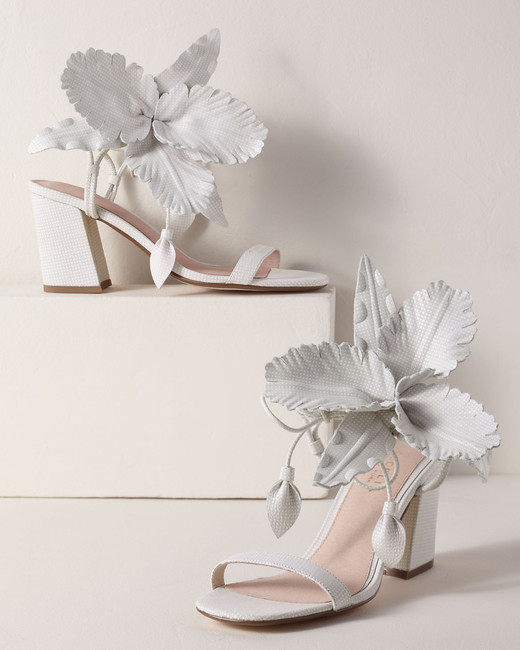Wedding Shoes That Won't Sink Into the Grass at an Outdoor Wedding ...