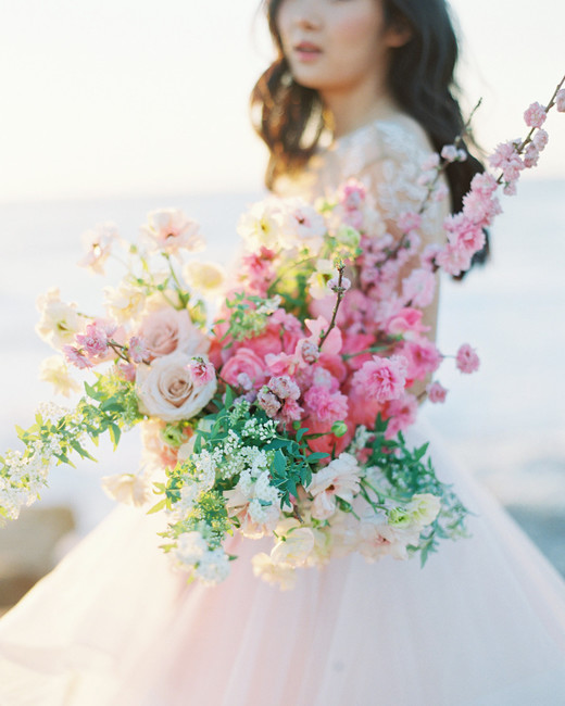 The Prettiest Pink Wedding Bouquets | Martha Stewart Weddings