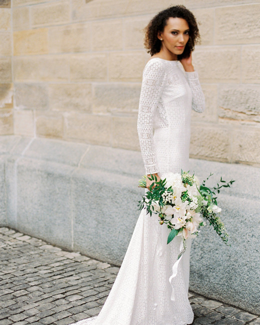 21 Ways To Wear A Boat Neck Wedding Dress Martha Weddings Boat Neck Wedding Dresses Anna Tereshina