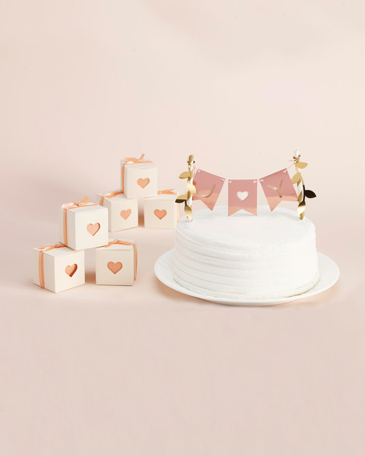 Martha Stewart Cricut Banner Cake Topper And Favor Box Martha