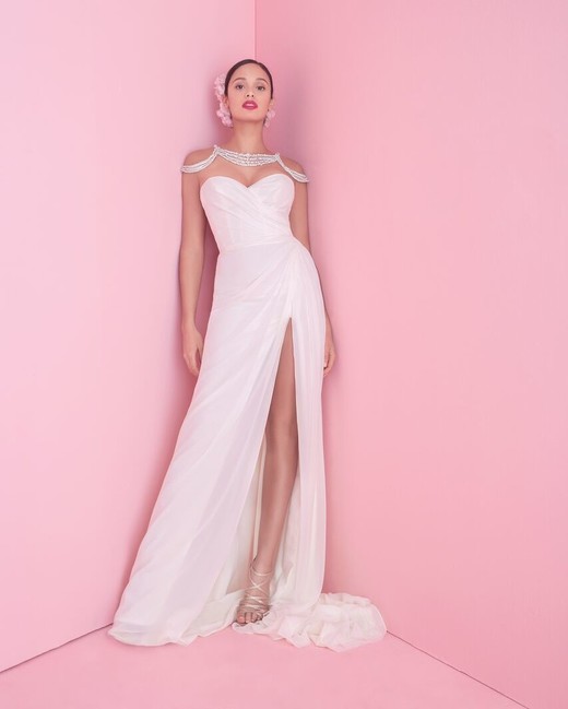 Blush by Hayley  Paige  Spring 2019  Wedding  Dress  Collection 