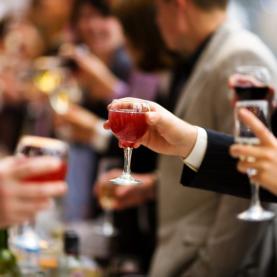what the best man needs to know about giving a wedding toast