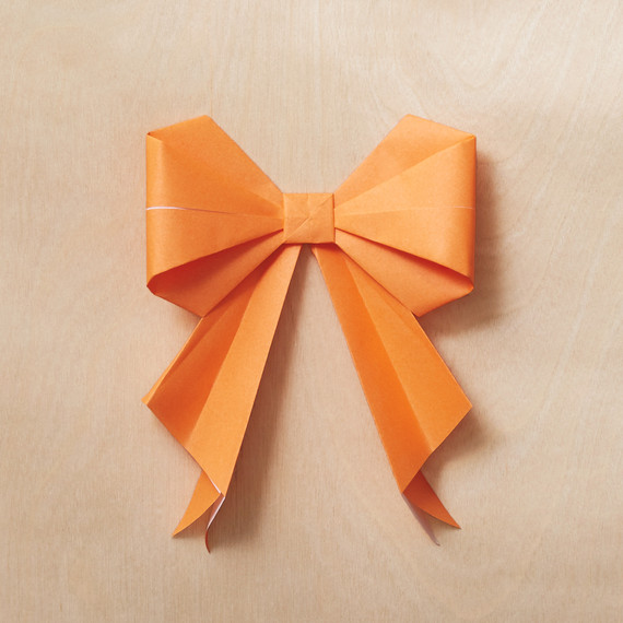 origami-bow-16-224-mwd110795.jpg