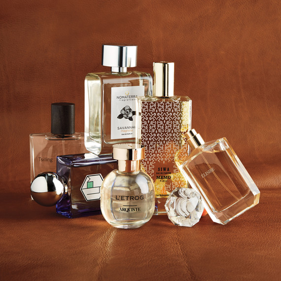 beauty-perfume-215-d112163-r1.jpg