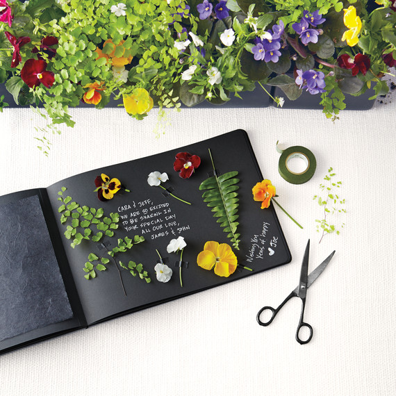 guest-book-garden-247-d111649.jpg