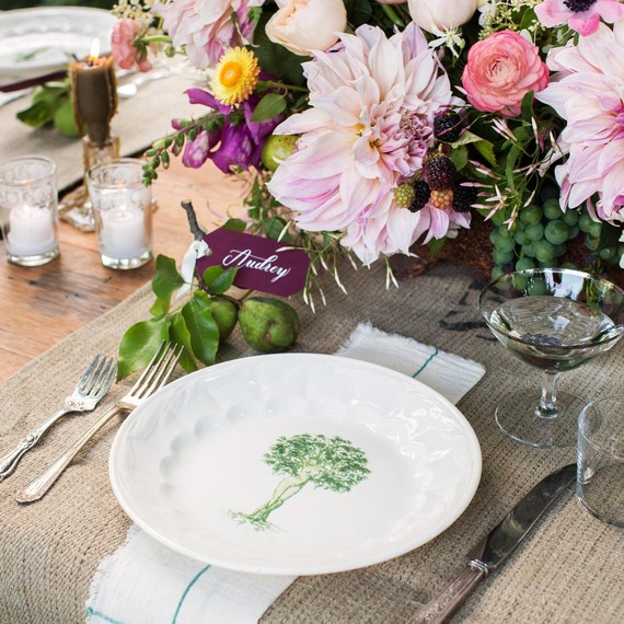 jess-levin-tablescape-01-0815