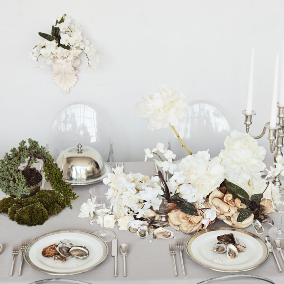 white place settings white place settings