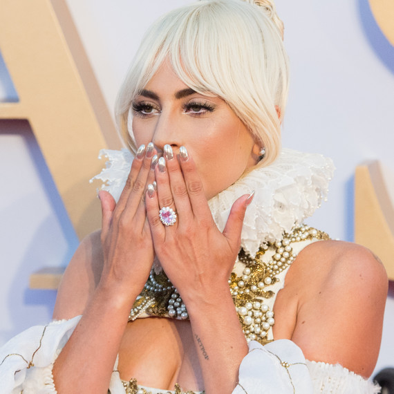 lady gaga and her pink sapphire ring lady gaga and her pink sapphire ring
