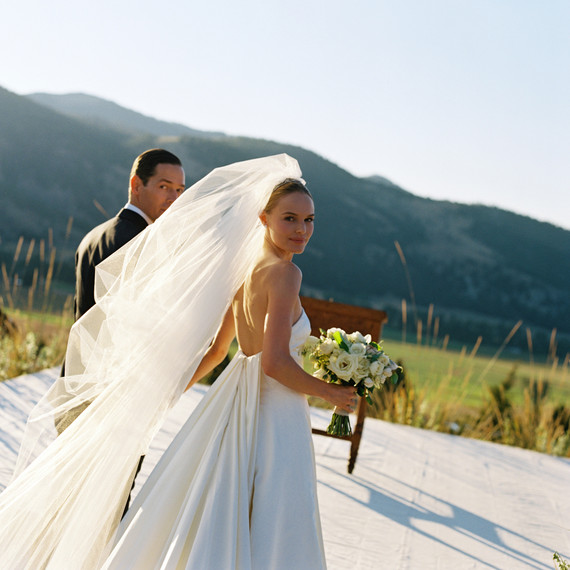 kate-bosworth-wedding-gown-0214.jpg