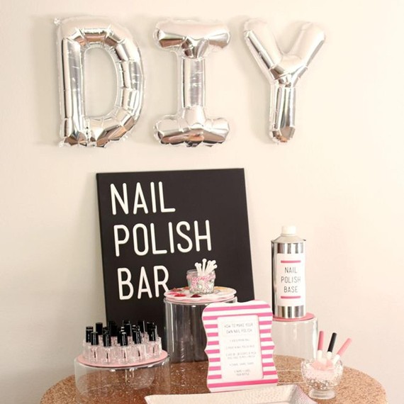 diy-nail-polish-bar-0515
