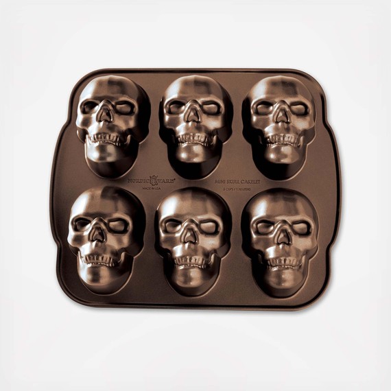 zola-halloween-party-decor-nordic-ware-skull-cakelet-pan-1015
