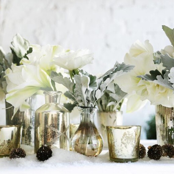 white-silver-gold-tablescape-0116