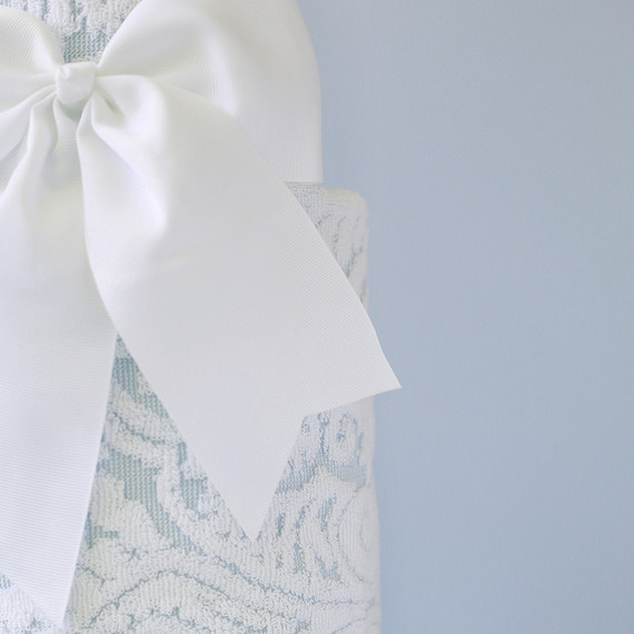 bridal shower towel cake with bows bridal shower towel cake with bows