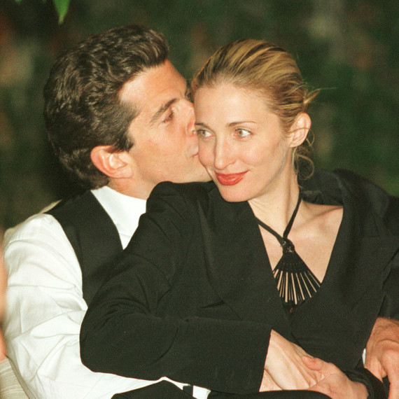 Never-Before-Seen Footage From John F. Kennedy Jr. And Carolyn Bessette ...