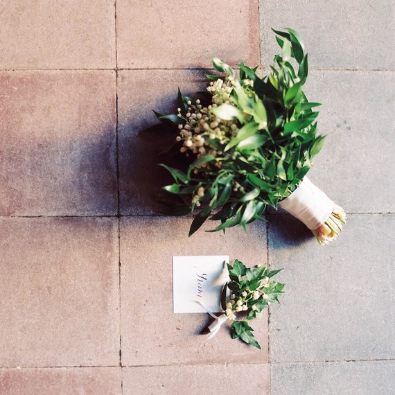 winter-wedding-boutonnieres-3-1115