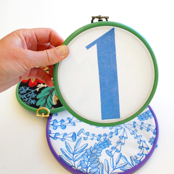 embroidery-hoop-table-numbers-04-0415.jpg
