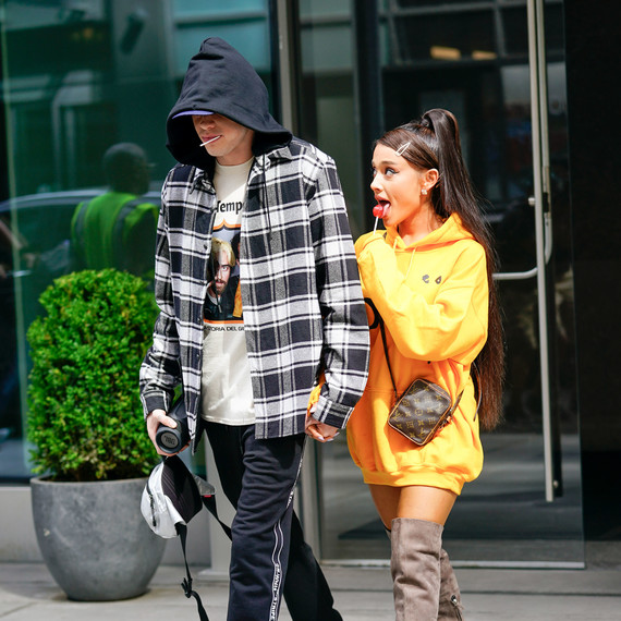 ariana grande and pete davidson ariana grande and pete davidson