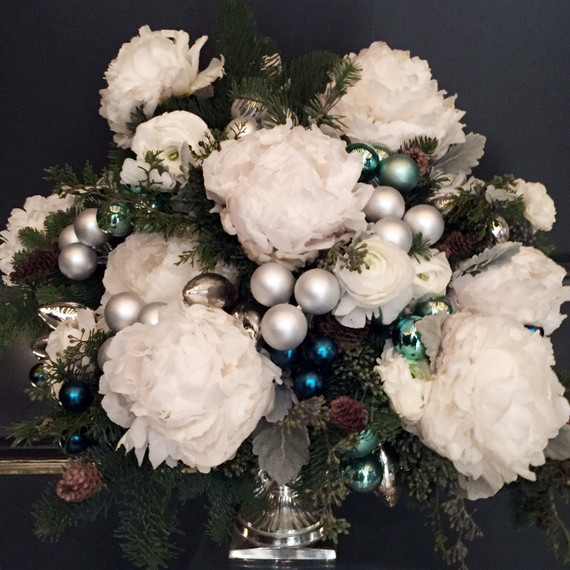 darcy-diary-tiffany-lunch-flowers-1215.jpg