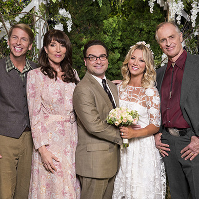 The Big Bang Theory vow renewal with Sheldon and Penny's family The Big Bang Theory vow renewal with Sheldon and Penny's family