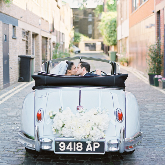 Wedding car kiss Wedding car kiss