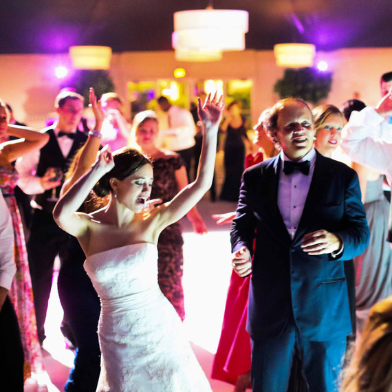 wedding-cover-bands-party-on-the-moon-0814.jpg