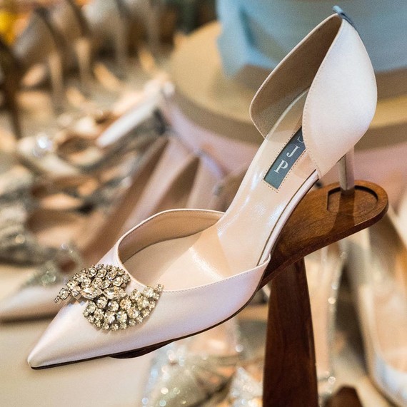 martha-stewart-wedding-party-sjp-shoes-0116.jpg