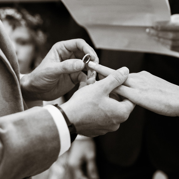 rachel-tyson-wedding-rings-072-s112158-0915.jpg