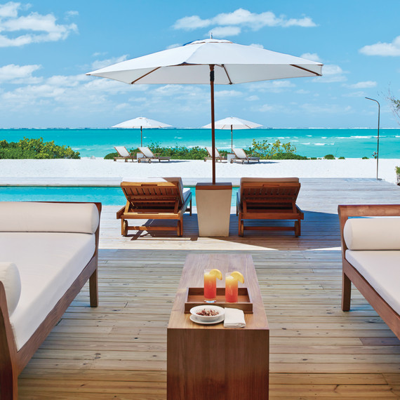 two-bedroom-beach-house-pool-deck-2-s111679.jpg